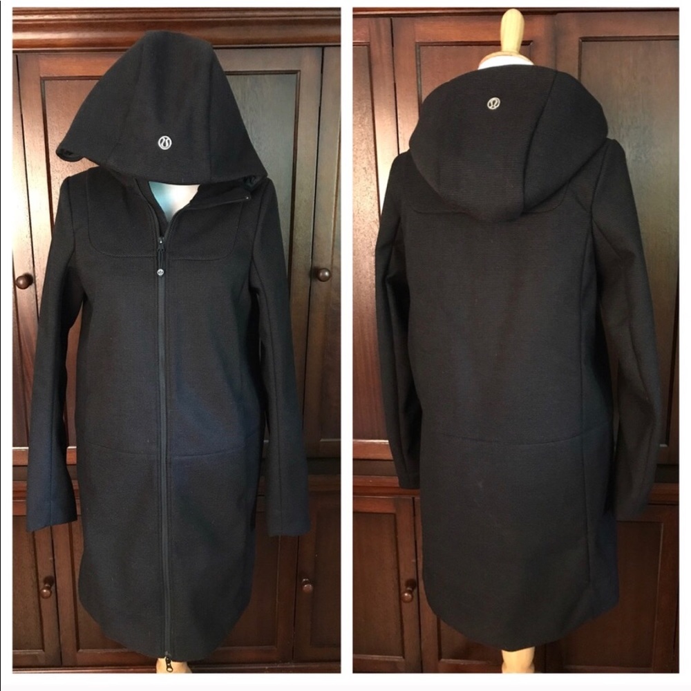 Lululemon City Soft Shell size 8